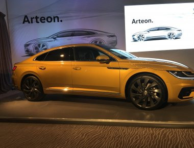 VW Arteon: Αγγίζει την καρδιά και το μυαλό